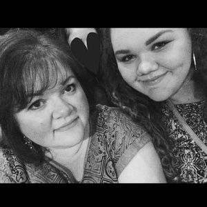 Meet your Posher, Gina